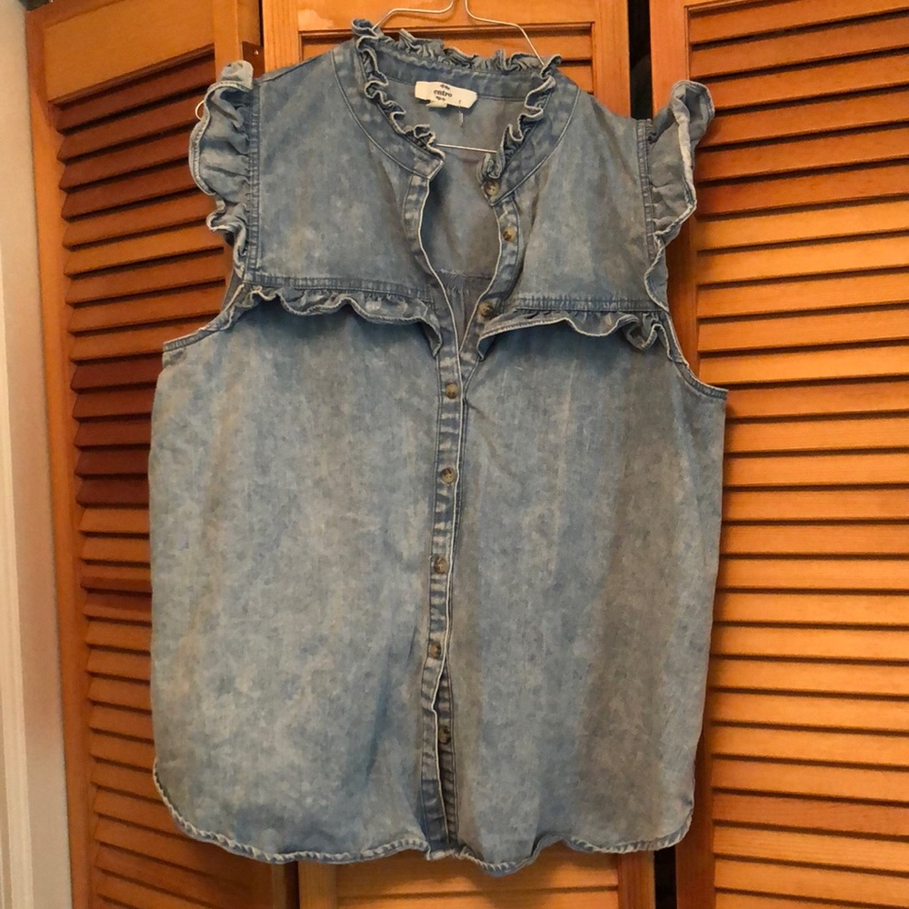 Entree denim ruffle top